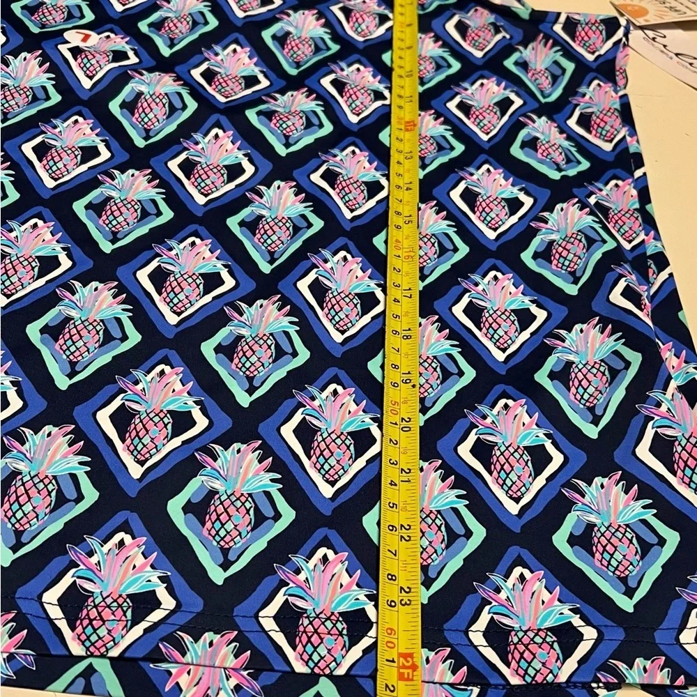 Lulu-B Pineapple Print Sleeveless Quarter-Zip Top UPF 50 Cooling Fabric L NWT lg - Picture 3 of 11